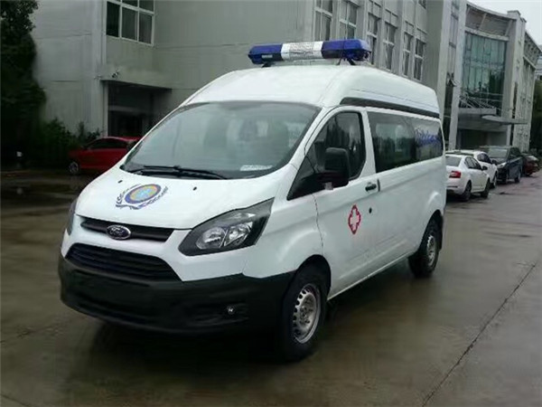 新全順短軸轉(zhuǎn)運型救護車 新全順短軸轉(zhuǎn)運型救護車